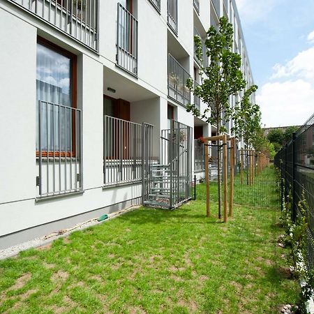 Awangarda Home Apartment 华沙 外观 照片