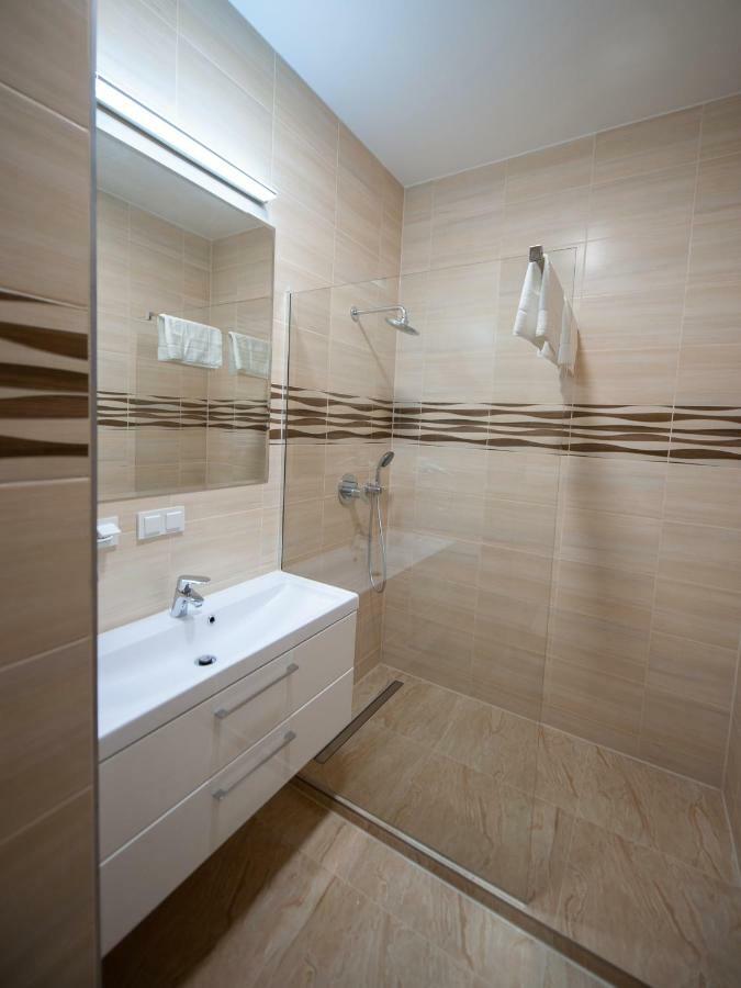 Awangarda Home Apartment 华沙 外观 照片
