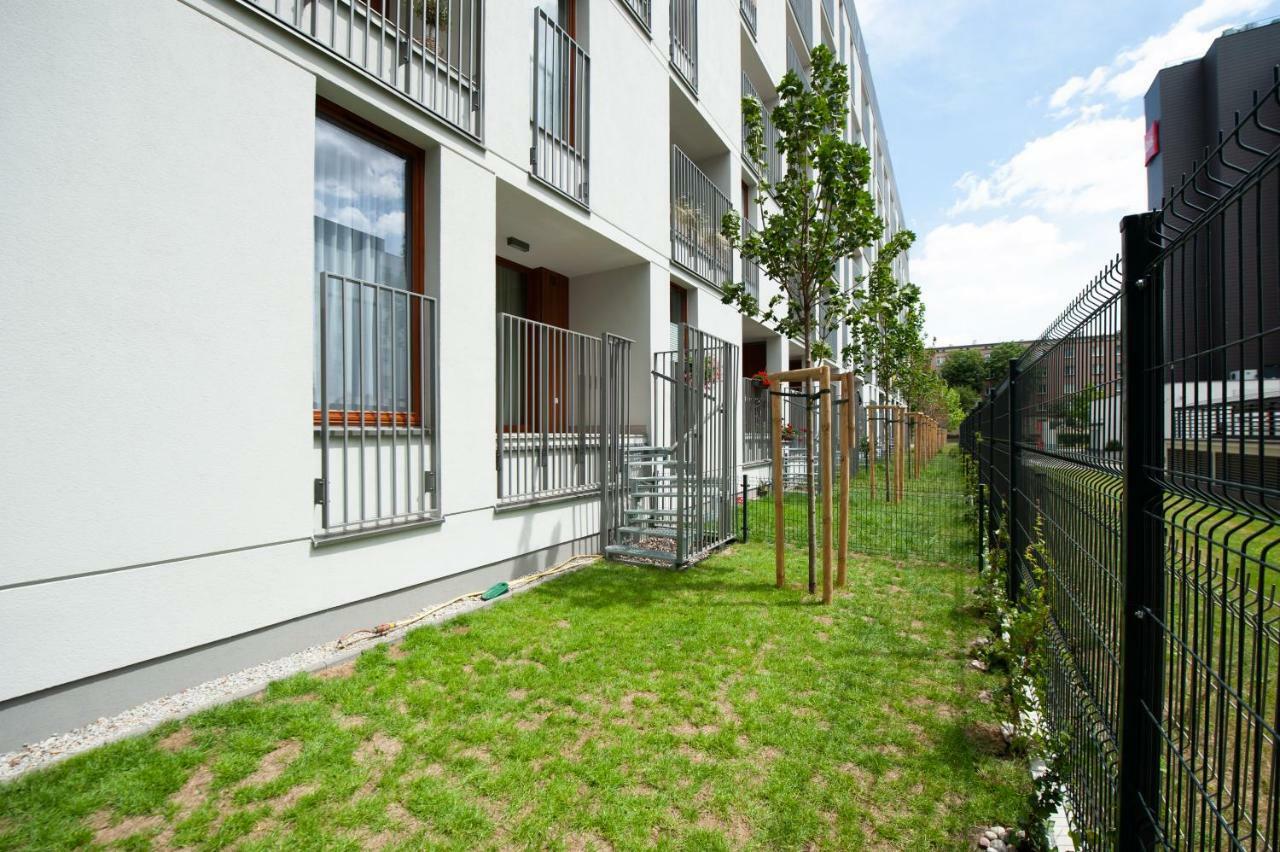 Awangarda Home Apartment 华沙 外观 照片